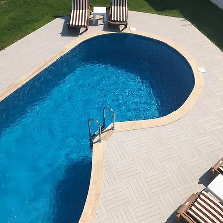 Veli Villa *